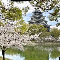 🏰 Exploring Hiroshima Castle 🌸