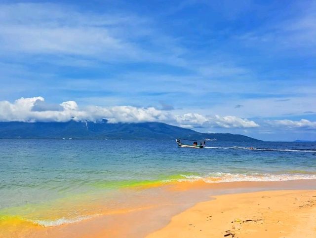 Pristine island In Malaysia, Songsong Island
