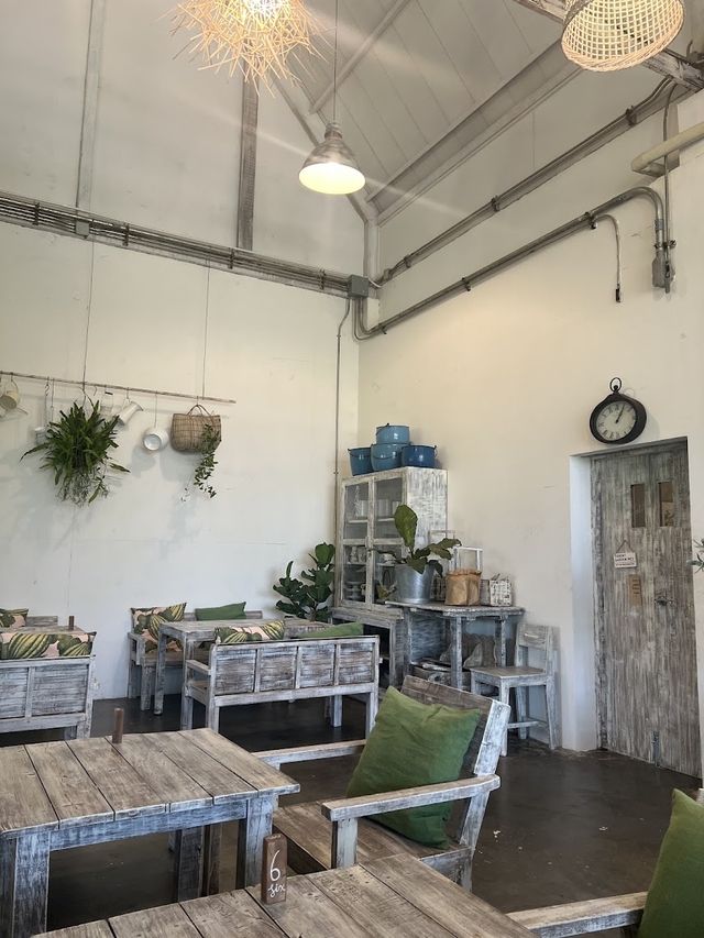 Woodberry home kitchen 🌸🌤️☕️🍃