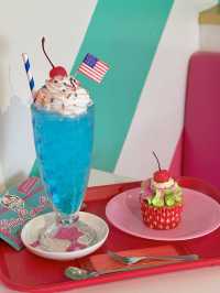 【兵庫/塚口】かわいすぎるカップケーキが並ぶアメリカンカフェ