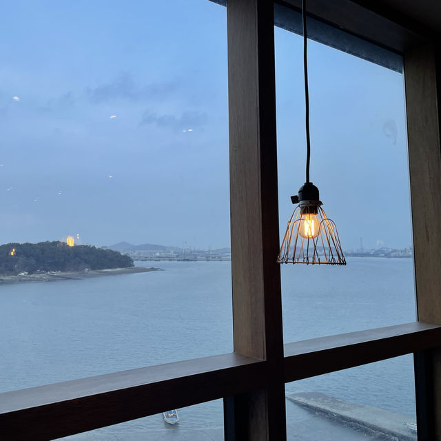 바다가 보이는 카페