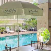 Unbirthday Cafe