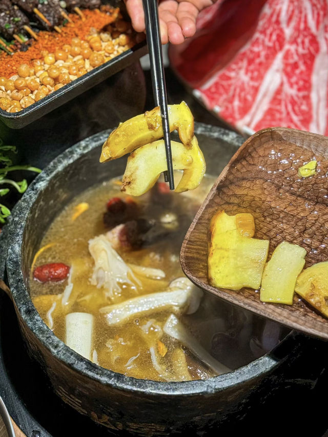 深圳·芸山季·雲南野生菌火鍋