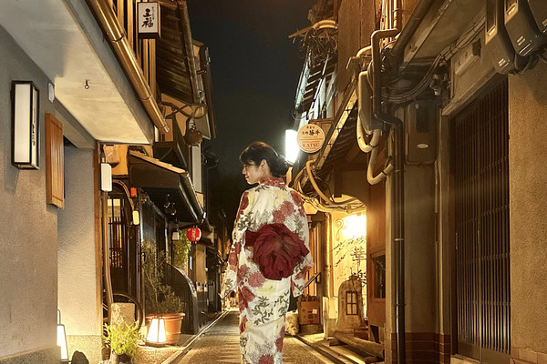 こころの風景コレクション【志賀納　宵の路地（京都・先斗町）】60％お値引き！！ こころの風景コレクション【志賀納 宵の路地（京都・先斗町