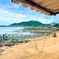 ชมวิวที่ริมอ่าว