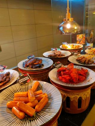 Buffet in Iconic Hotel, Penang 
