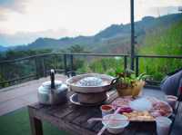 สูดโอโซน ชมดอกไม้ กินหมูกะทะวิวดอย ที่ม่อนแจ่ม