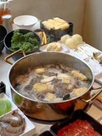 香港探店｜無限時任食19款滋味養生湯底涮涮鍋  