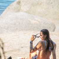 Single isn’t a problem on an island 