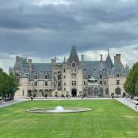 Discover the charm of Asheville, North Carolina, for your next #staycation!
