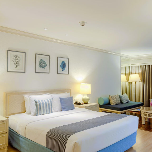 The Regent Cha Am Beach Resort  