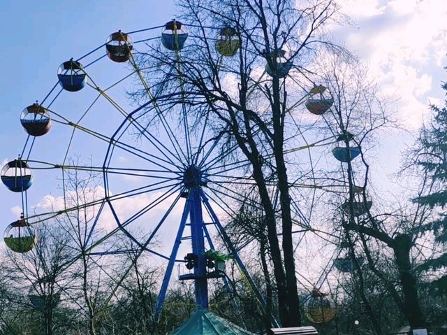 一個努力撇除蘇聯味道的動物園