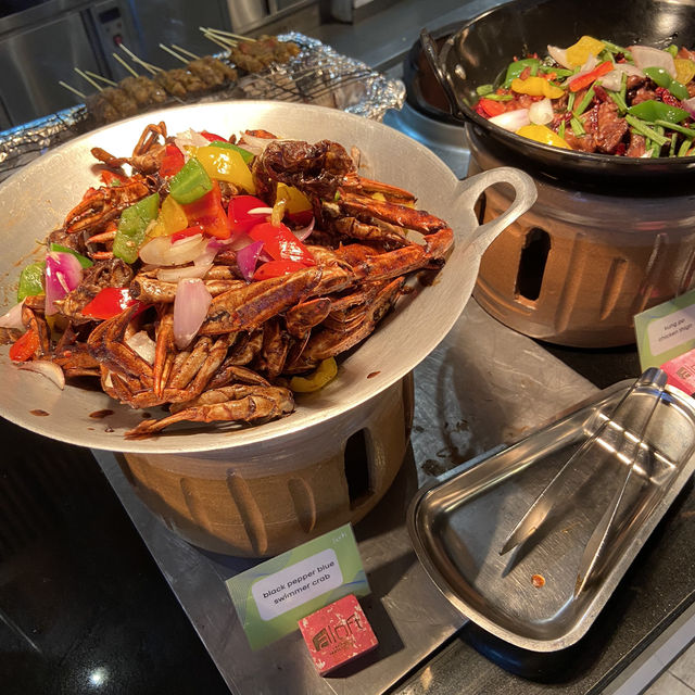 Indulge at Nook: Fresh Buffets and Live Music in Langkawi