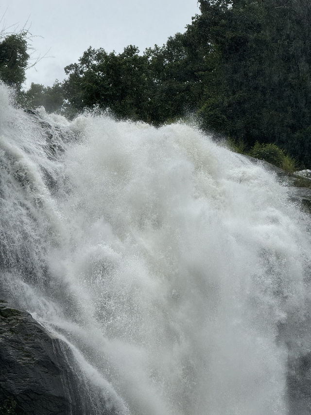 น้ำตกวชิรธาร | เชียงใหม่ ⛰️🌧️🪨💦🌿