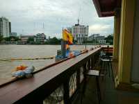 ล่องแม่น้ำเจ้าพระยา ชมวิวสองฟากฝั่ง