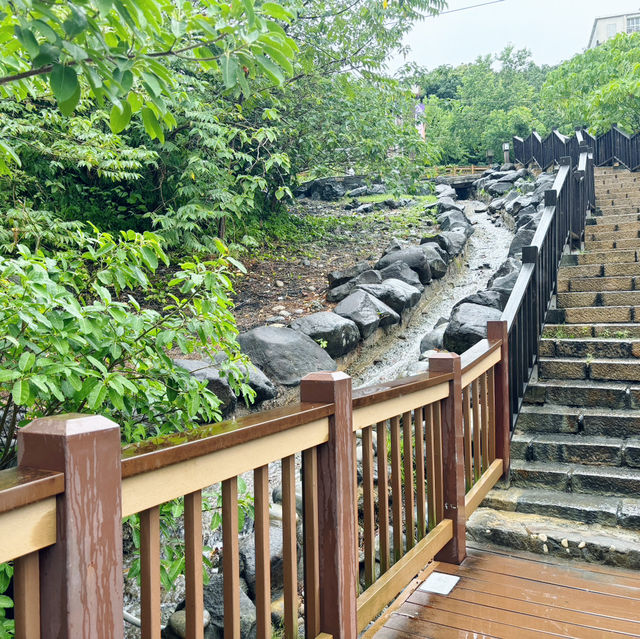 《探訪台北地熱谷：自然與療癒的奇幻旅程》 