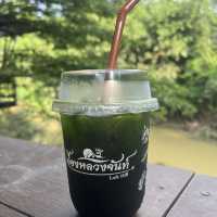 เอื้องหลวงจันท์ คาเฟ่ของคนจันท์ 