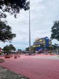 Padang Merdeka: A Spacious Landmark in Kota Bharu! 