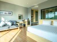Riverawan Hotel 