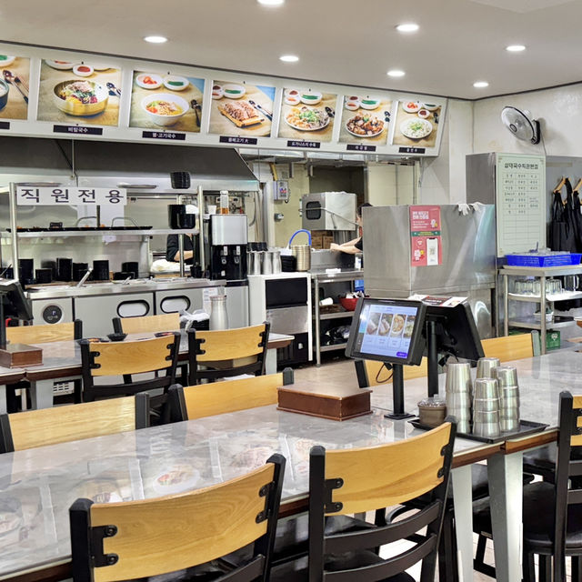 국수 매니아분들께 강추하는 제주도 맛집 - 삼대 국수 회관 본점 국수 매니아분들께 강추하는 제주도 맛집 - 삼대 국수 회관 본점