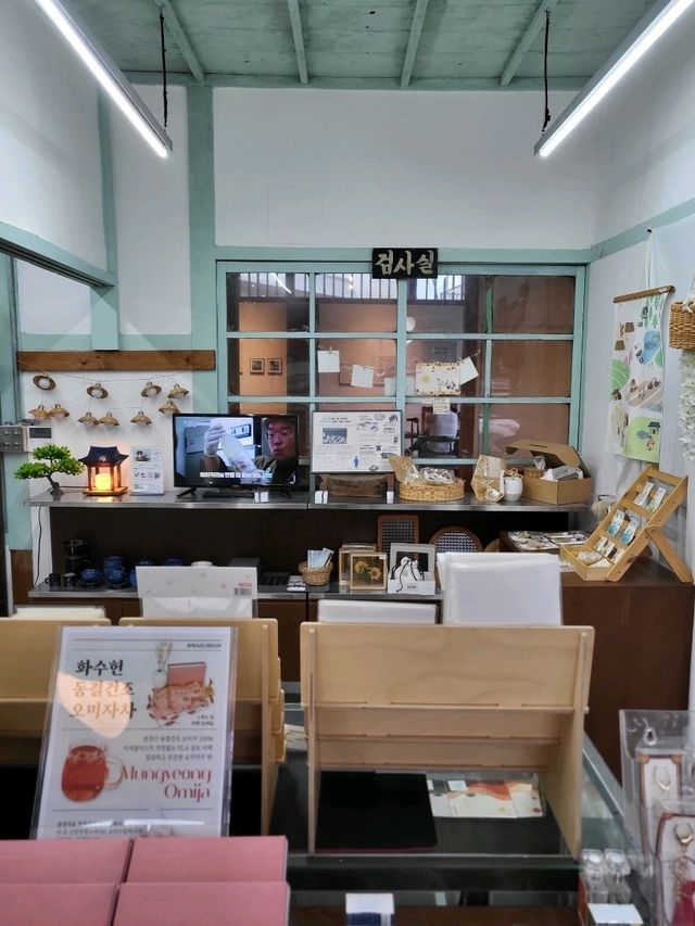 소금빵 맛집으로 유명한 문경 레트로카페