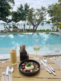 The Beach Krabi  บีชคลับสุดชิคกระบี่