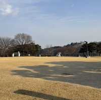 드라마 빈센조 배경으로도 나왔던 야외데이트 하기 좋은 명소 - 충주 탑평리 칠층석탑
