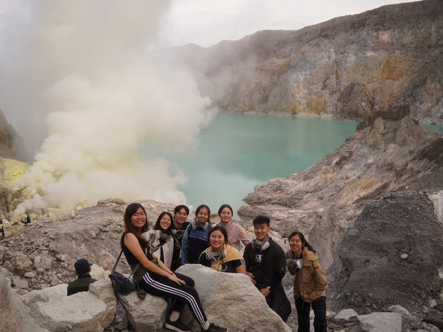 A journey to Mount Ijen: Witnessing the sulfur miners  