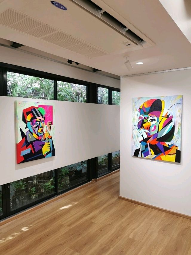 เสพงานศิลปะ ที่ KICH Gallery 