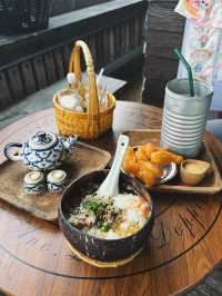 ร้านโชห่วยสไตล์โบราณ ยุค 90 บางแสน