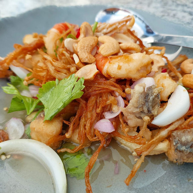 " PUNALAY Cafe and Restaurant" เขาชัยสน พัทลุง