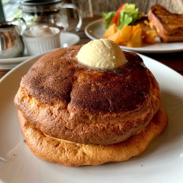 Stylish Brunch at THE BELCOMO🥞