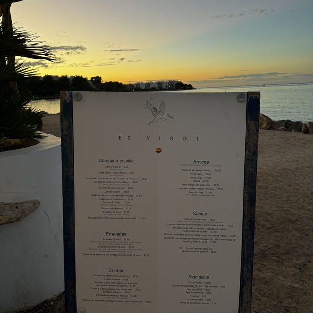イビザの人気🏝️海辺の地中海レストラン🍽️
