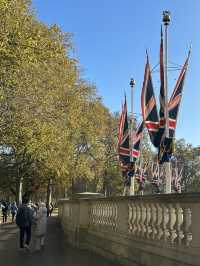 Buckingham Palace – A Glimpse Into Royal Majesty