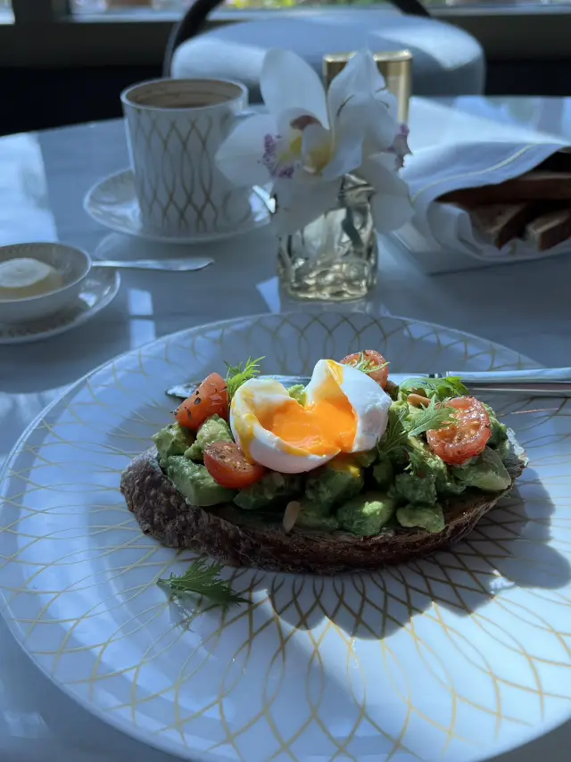 Start your day with a perfect cup of coffee at Plato’s