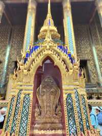 Exploring the Grand Palace: A Must-Visit in Bangkok 🏰