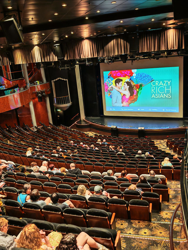 🌊🚢 Set Sail with Norwegian Cruise Line! ⚓✨