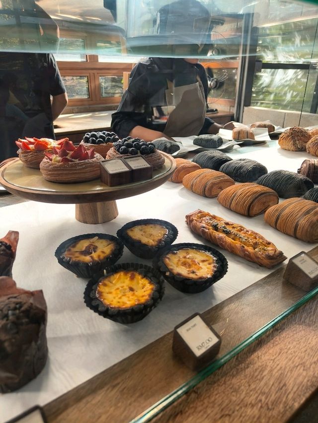 Aesthetic Café Experience at The Glasshopper