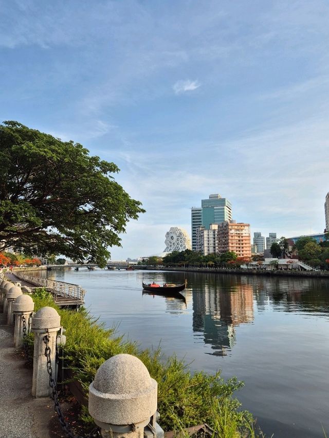 대만 가오슝 사랑의 강(Love River)🏞