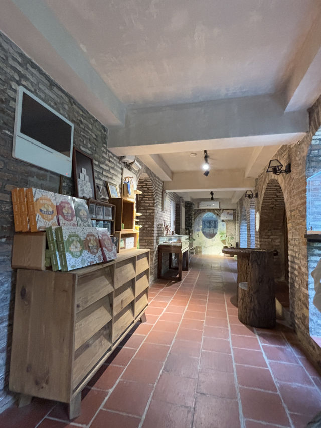 ## 鼓浪嶼必打卡！莫奈花園咖啡店，邂逅浪漫法式風情！🌺☕️