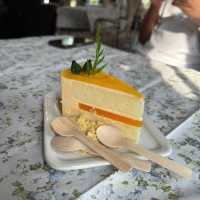 คาเฟ่ไม่ลับ ใน นนทบุรี