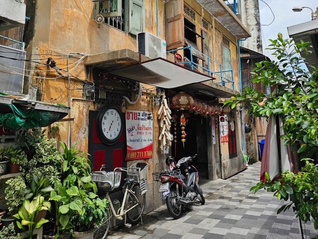 เดินเที่ยวสุดชิคอย่างย่านตลาดน้อย