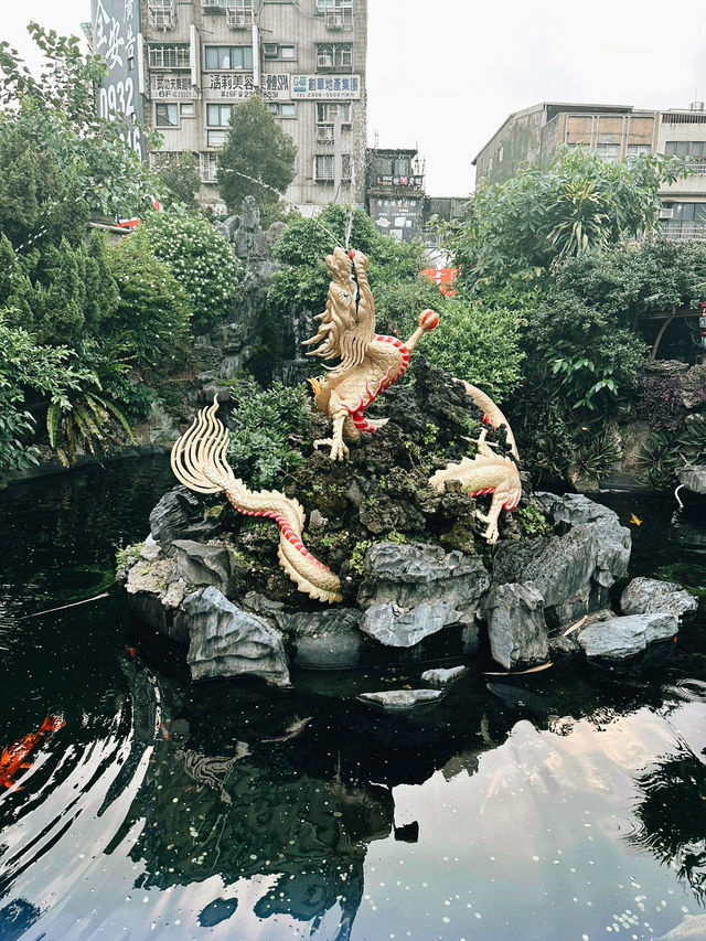 台灣著名廟宇之一@龍山寺