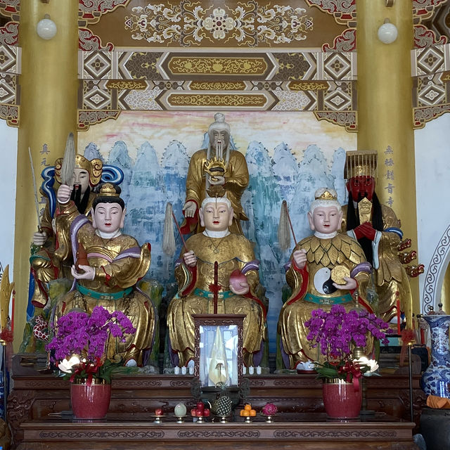 無極天元宮—壯麗的靈修聖地