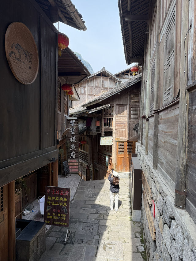 Where to stay in Gongtan Ancient Town - Shuibo Renjia Inn