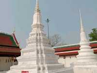 ไหว้พระขอพร วัดพระศรีรัตนมหาธาตุ