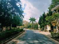 越南大叻市中心著名大學校區景點：Trường Cao Đẳng Đà Lạt，歐式園林藝術風格設計校區，適合打卡拍照📸