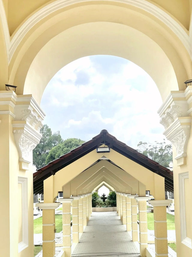 A Tranquil Visit to Sultan Abu Bakar Mosque, Johor Bahru