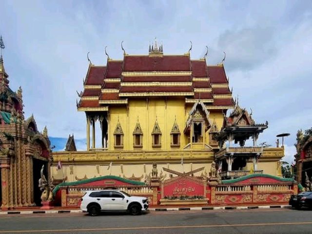 วัดเสาหิน จังหวัดอุตรดิตถ์
