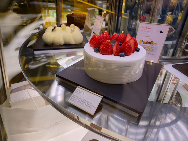  釜山｜樂天飯店 Lotte Hotel Busan距離地鐵步行僅需5分鐘浪漫空間，還有免費Happy Hour喝到飽！